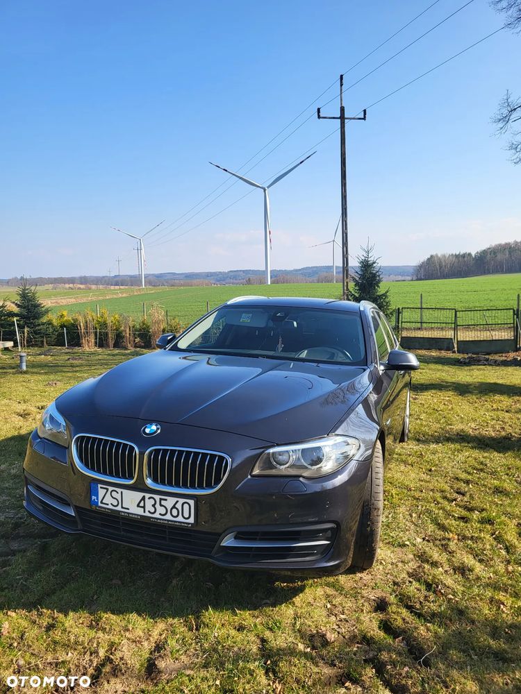 BMW Seria 5 520d xDrive - 2