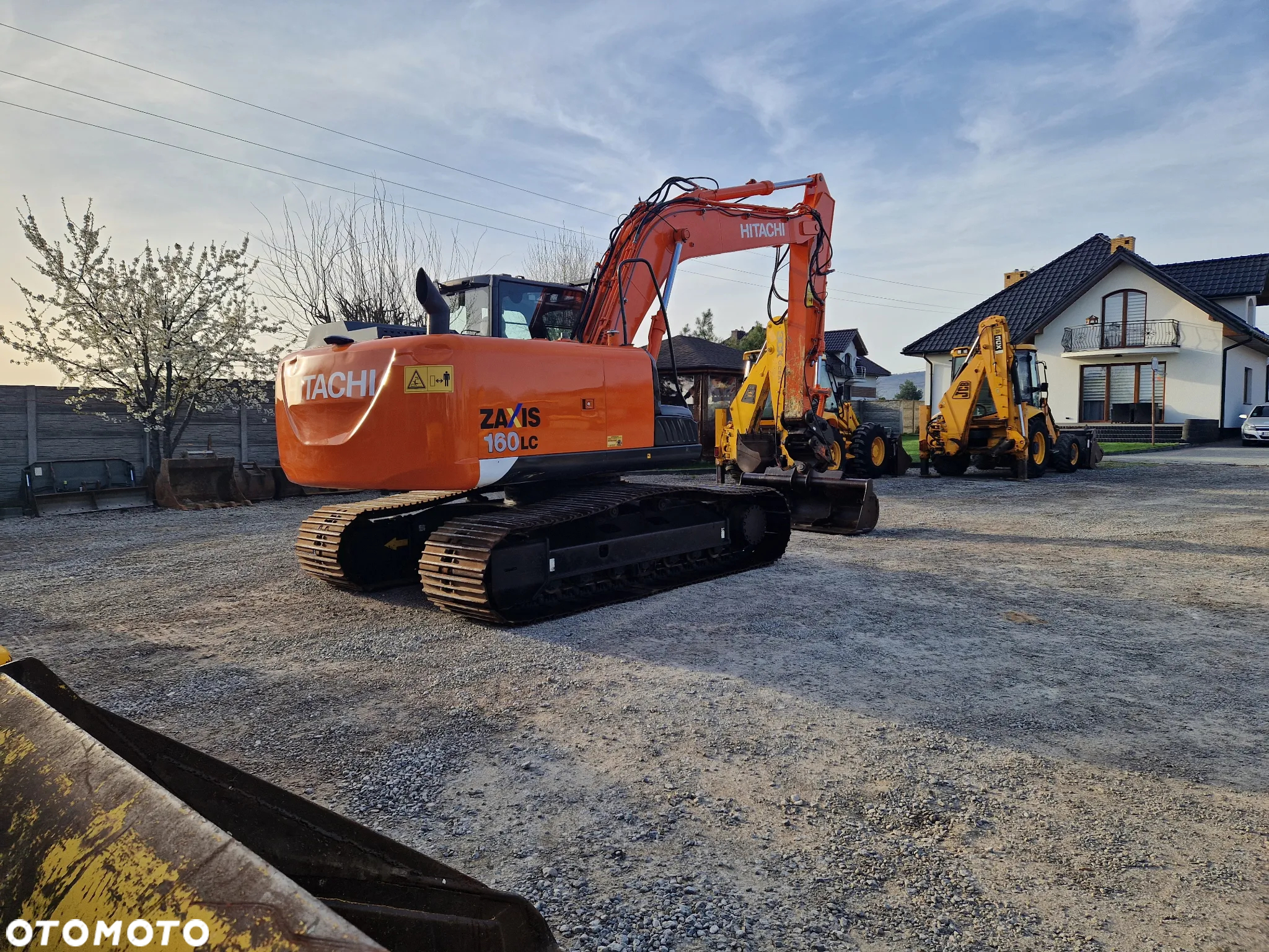 Hitachi ZX160LC-5B - 4