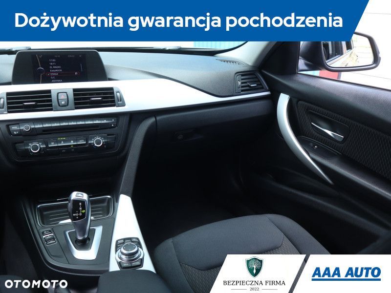 BMW Seria 3 - 10