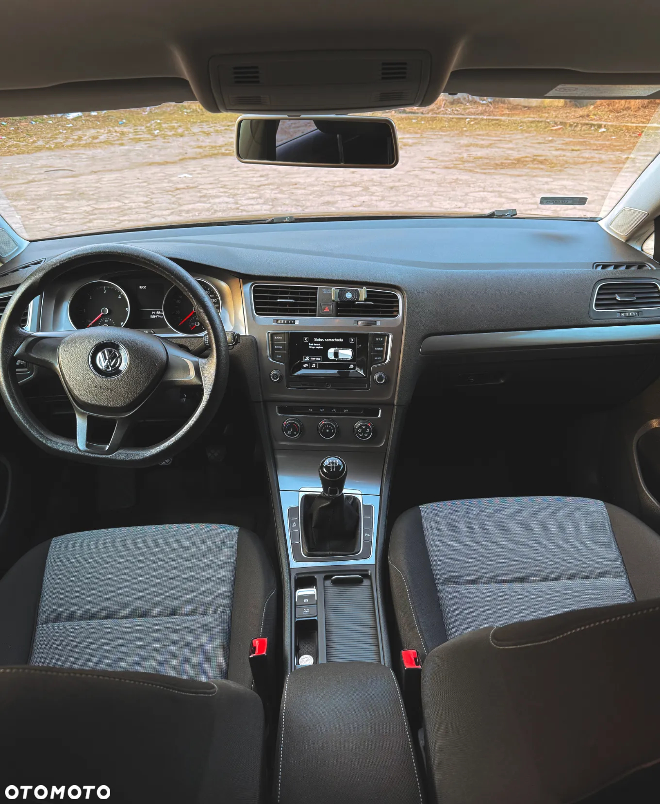 Volkswagen Golf VII 1.6 TDI BMT Trendline - 9