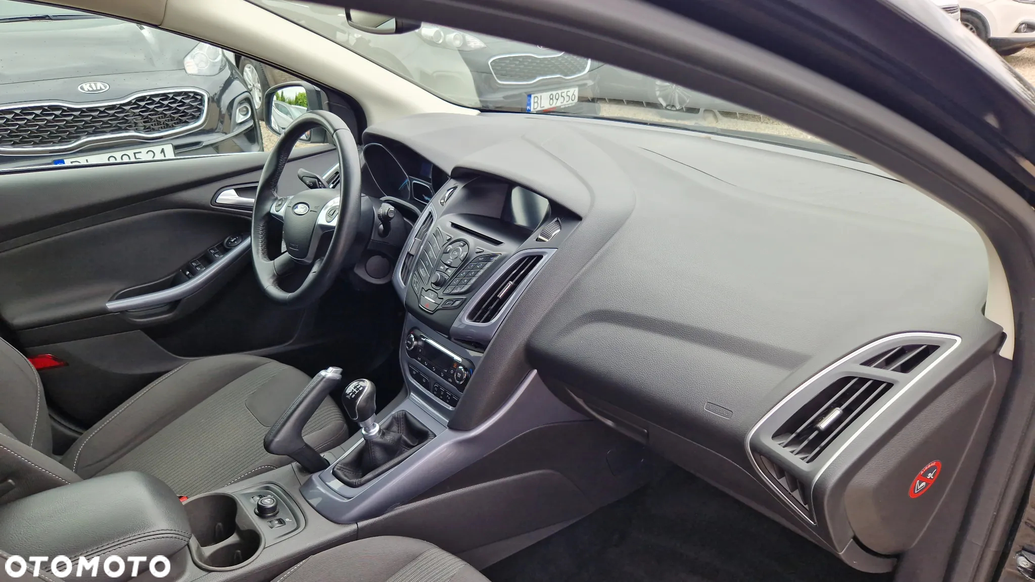 Ford Focus 1.0 EcoBoost Start-Stopp-System TITANIUM - 11