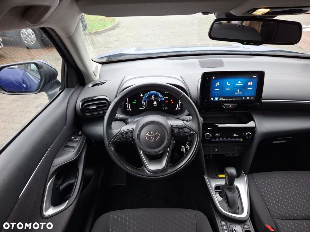 Toyota Yaris Cross - 12