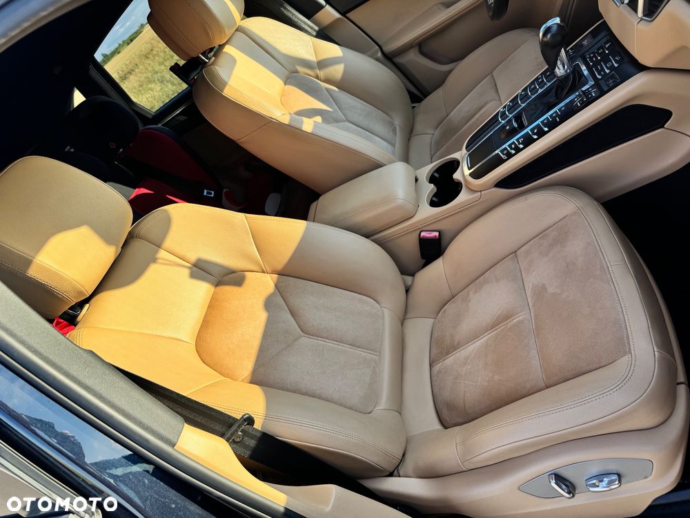 Porsche Macan PDK - 12