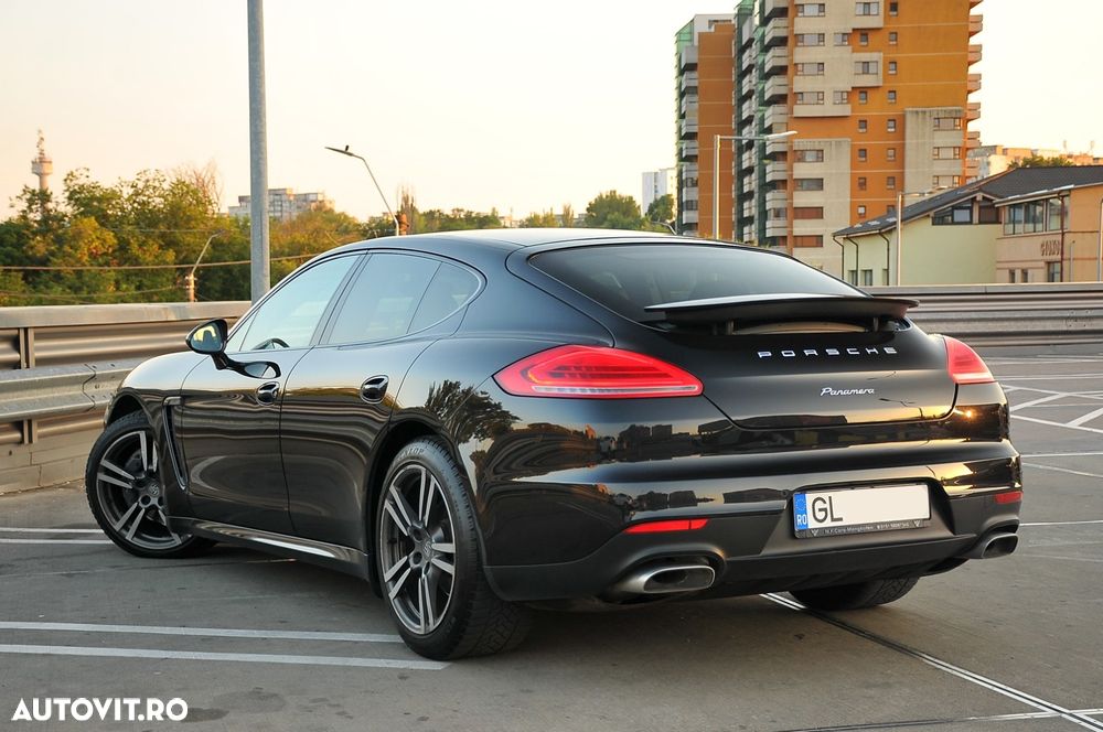 Porsche Panamera 3.0 Tiptronic S - 4