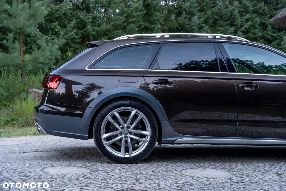Audi A6 Allroad - 16