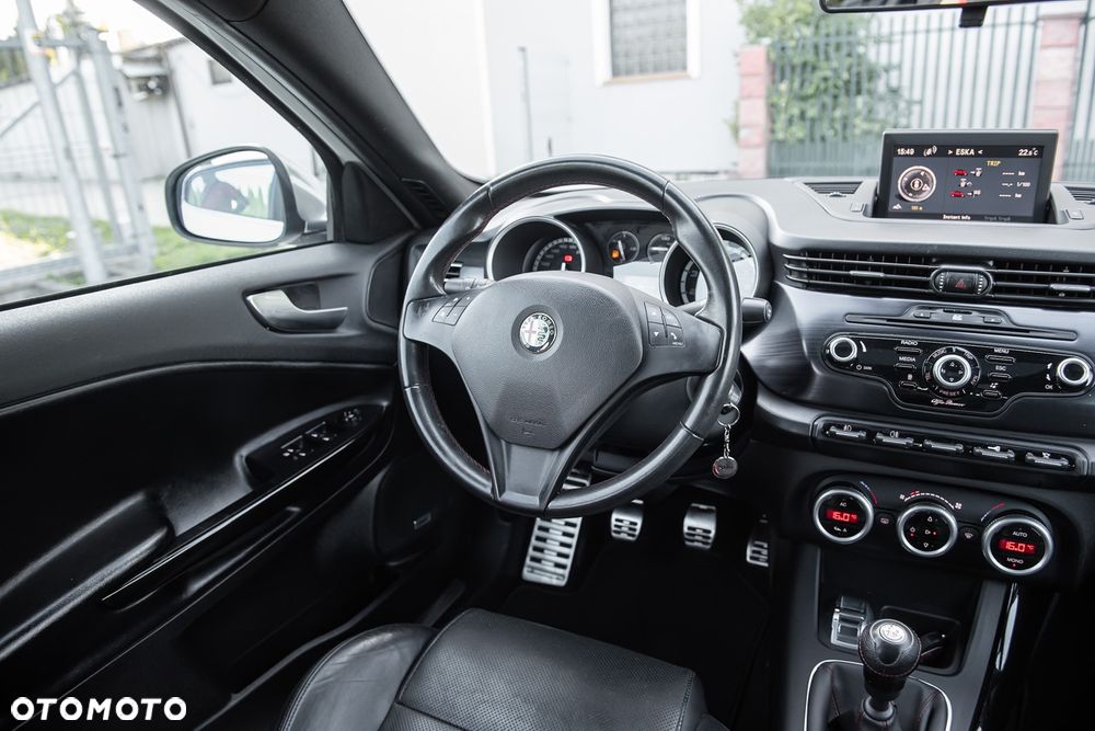 Alfa Romeo Giulietta 1750 TBi Quadrifoglio Verde - 27
