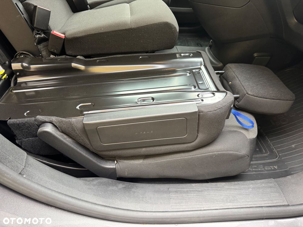 Toyota Proace City - 18