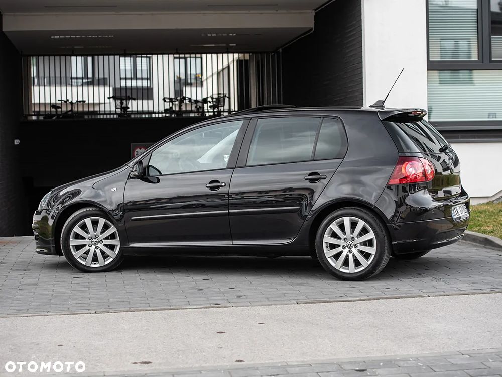 Volkswagen Golf - 10