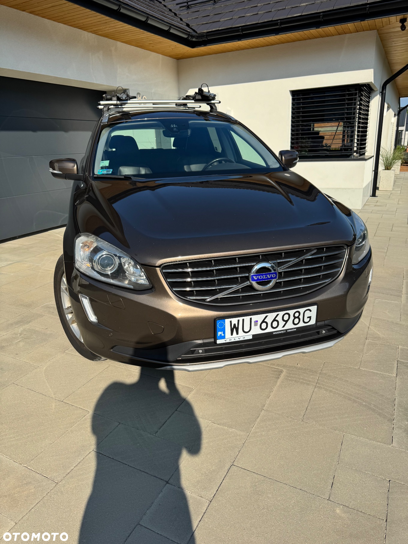 Volvo XC 60 D5 AWD Momentum - 4