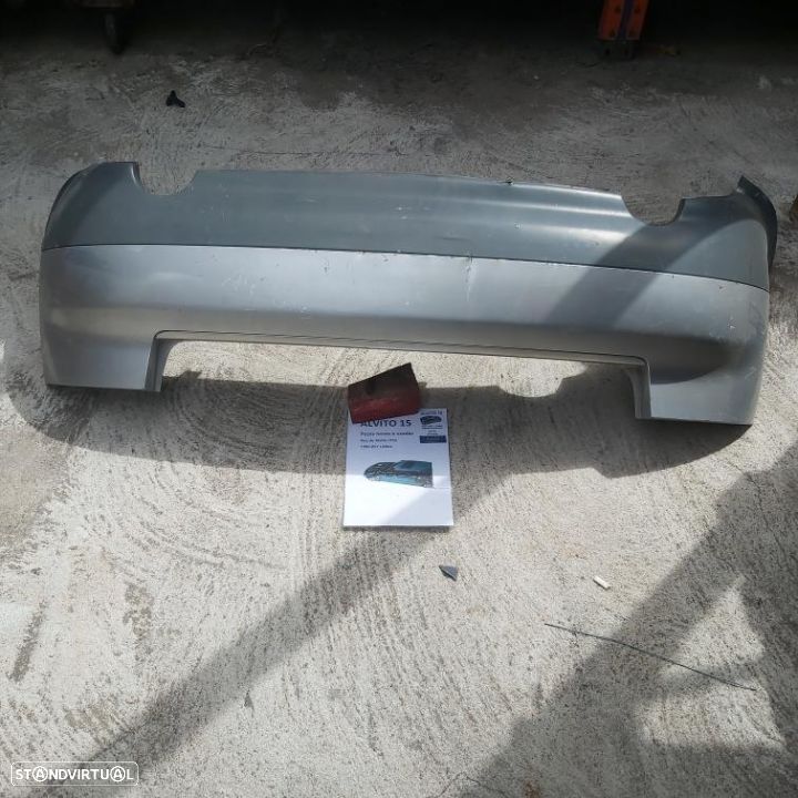 Para choques tras Audi A4 2002 cinzento   pequeno toque - 1