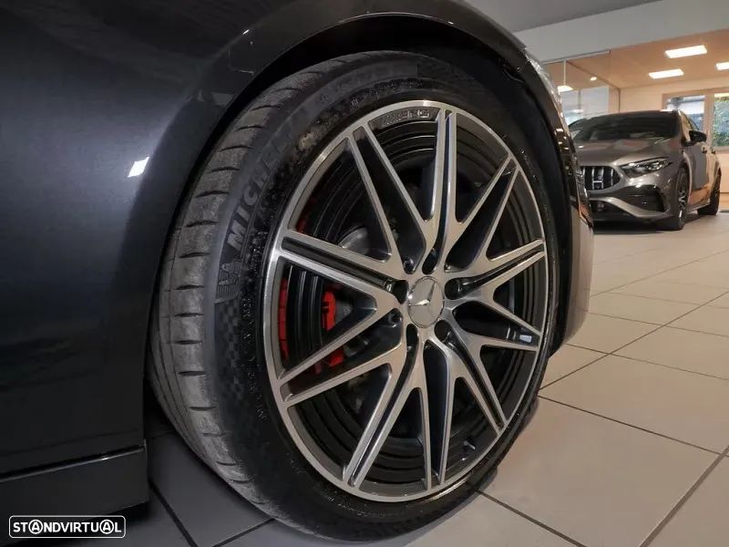 Mercedes-Benz C 63 AMG S E Performance 4Matic - 6
