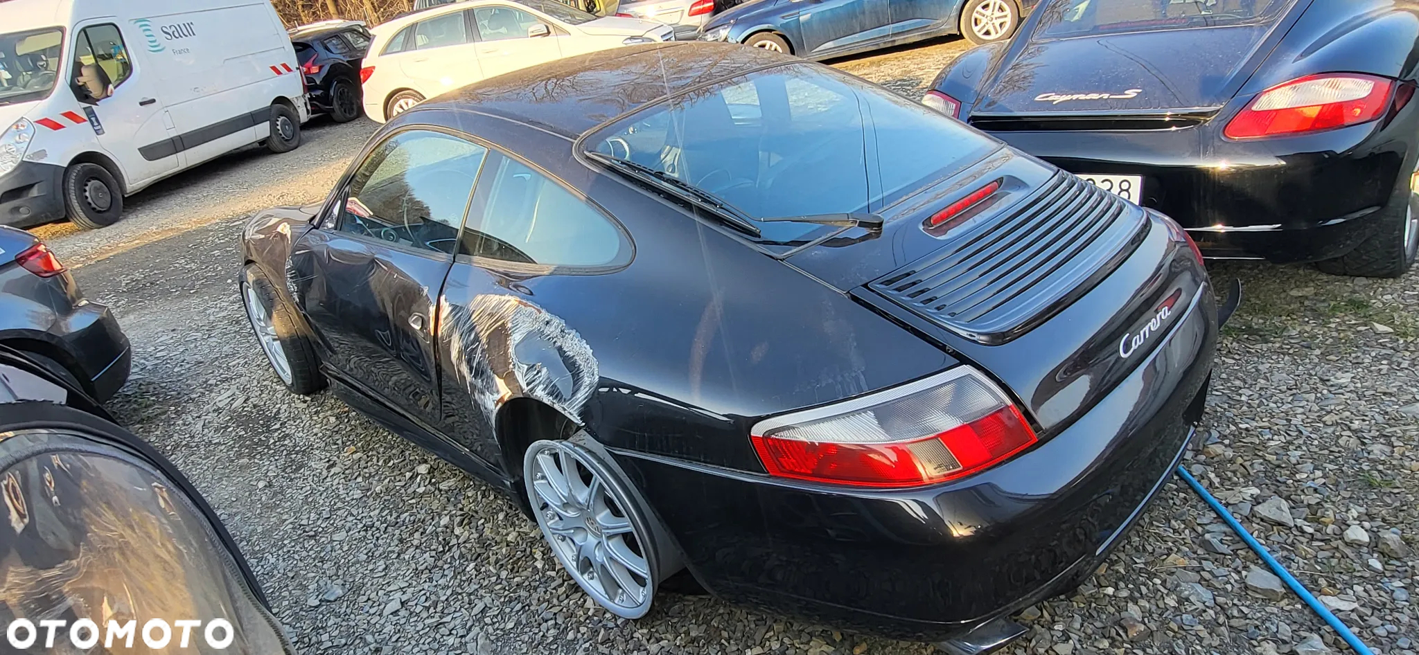 Porsche 911 Carrera - 2