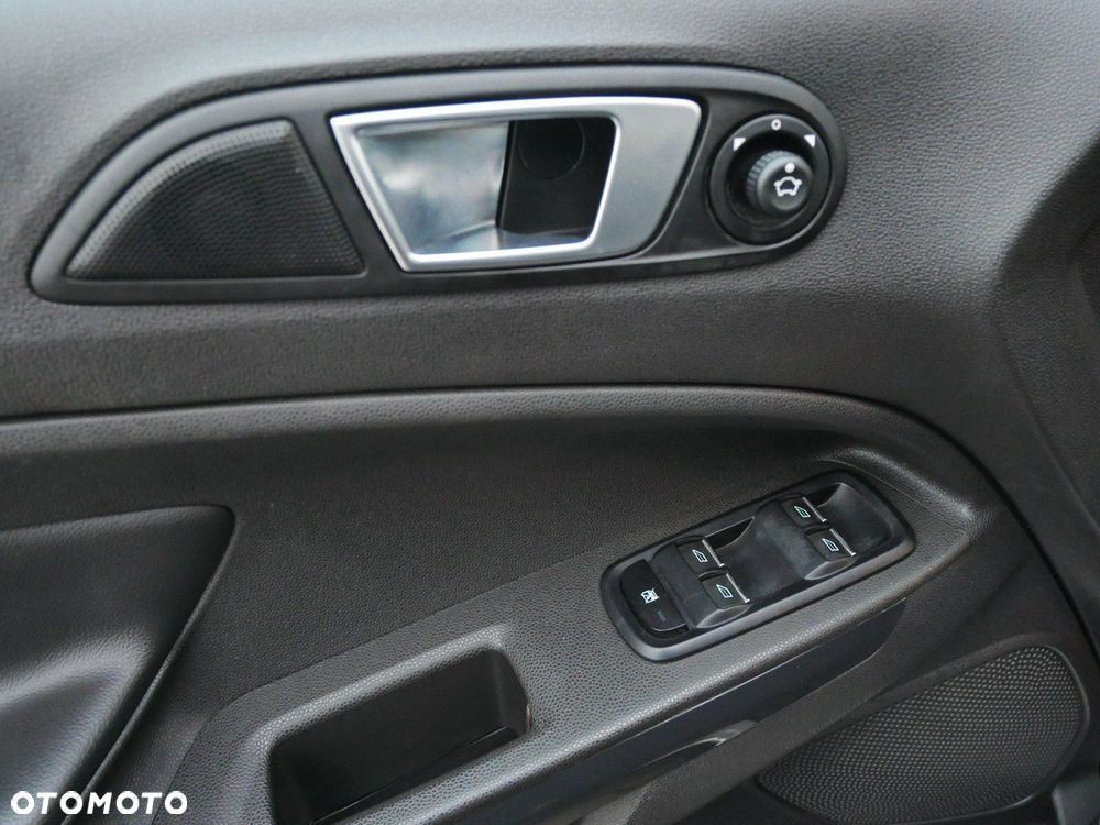 Ford EcoSport 1.0 EcoBoost TITANIUM - 22