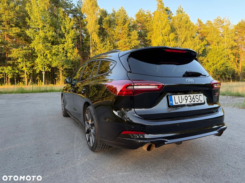 Ford Focus 2.3 EcoBoost ST X - 6