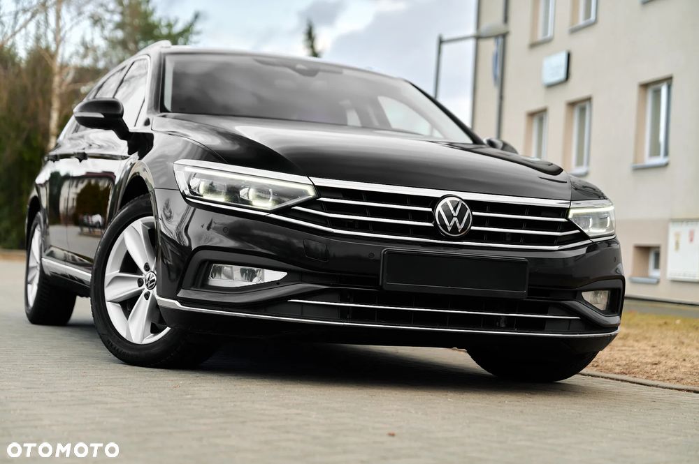 Volkswagen Passat Variant 2.0 TDI EVO Elegance DSG - 22