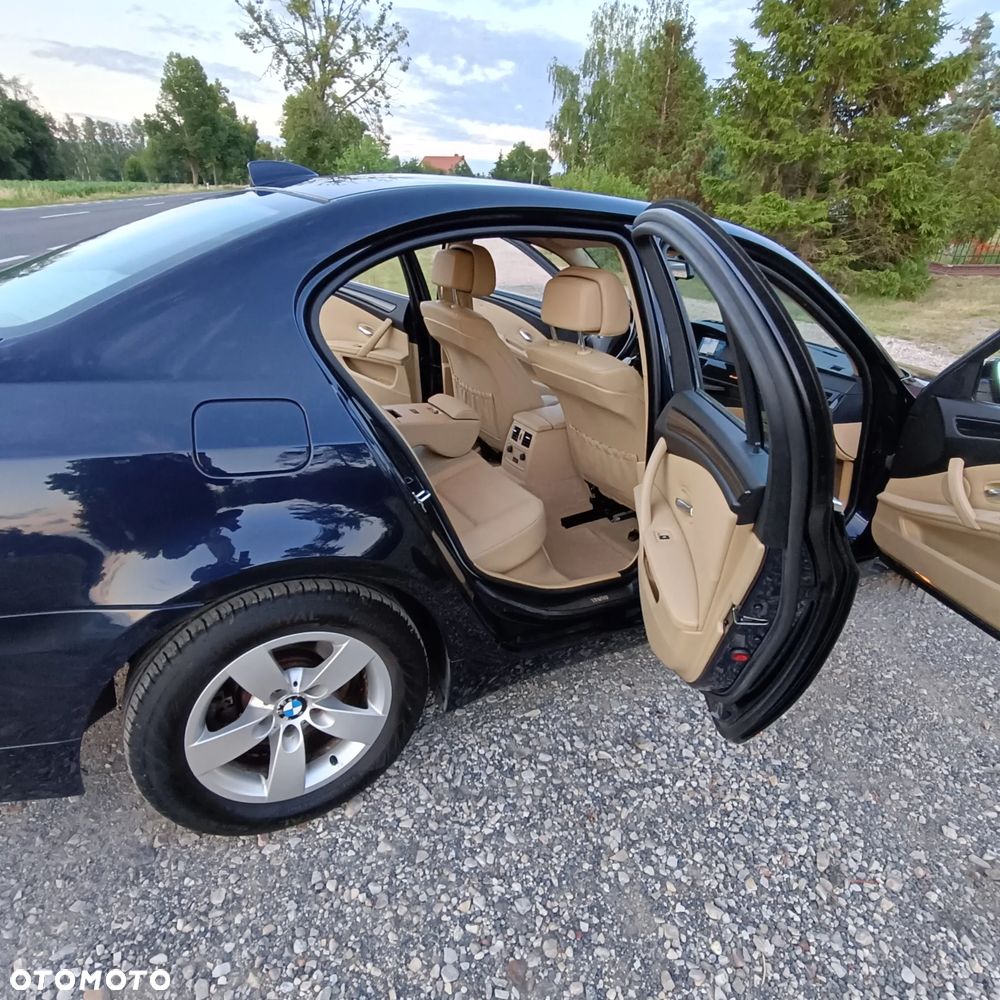 BMW Seria 5 520d Special Edition - 35