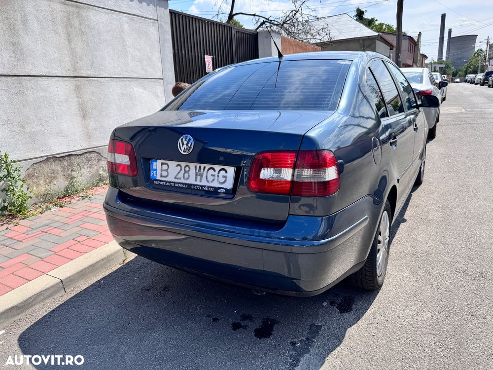 Volkswagen Polo - 5