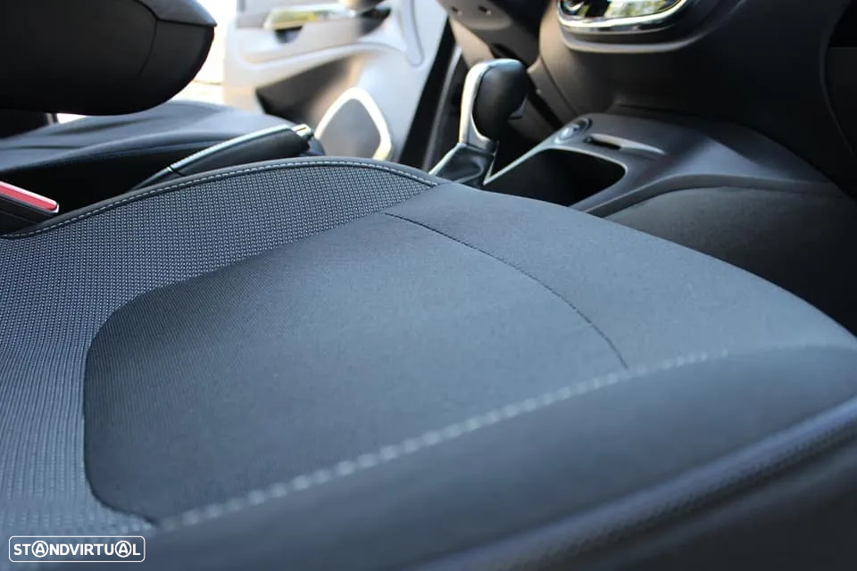 Renault Captur 1.5 dCi Sport EDC - 22