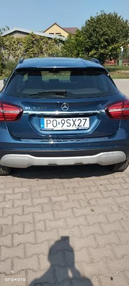 Mercedes-Benz GLA - 17