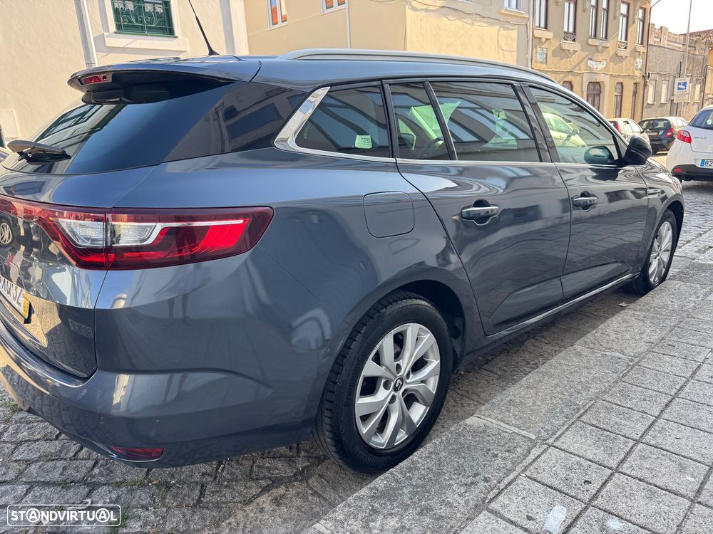 Renault Mégane Sport Tourer 1.3 TCe Limited EDC - 8