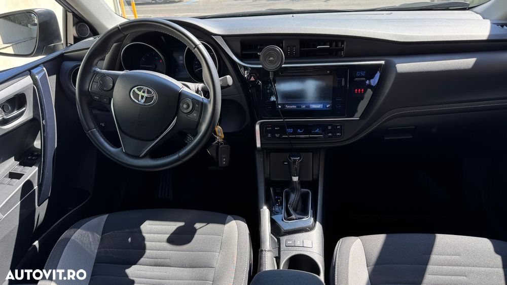 Toyota Auris 1.6 L Valvematic CVT Luna - 8