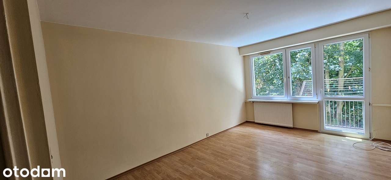 Sprzedam mieszkanie 4 pokoje 62m2 w Leźnicy Wielkiej