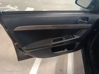 Mitsubishi Lancer 1.5 Invite - 11