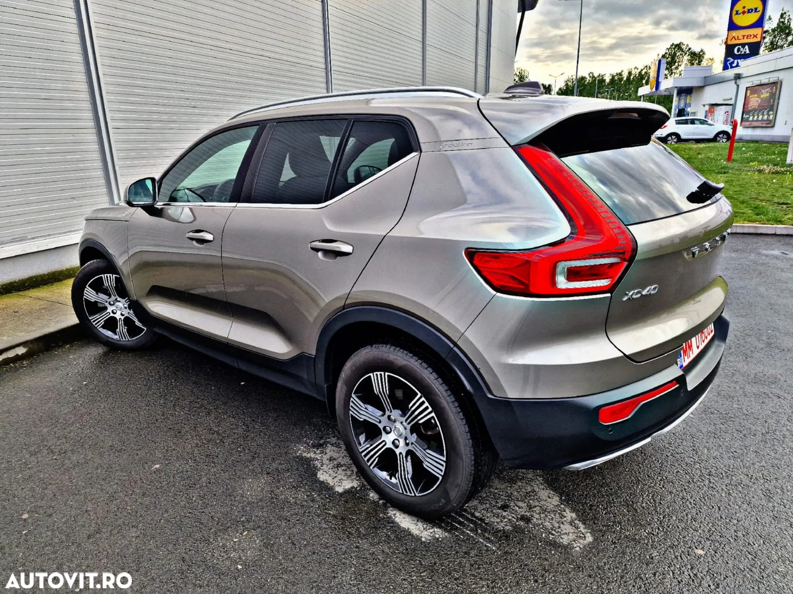 Volvo XC 40 D4 AWD Base - 4