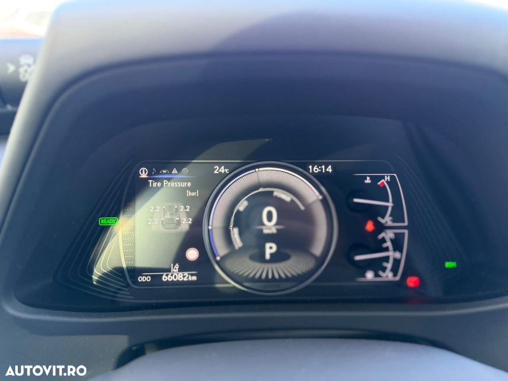 Lexus UX 250h (E-FOUR) Business Edition - 18
