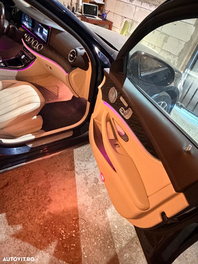 Mercedes-Benz E - 22