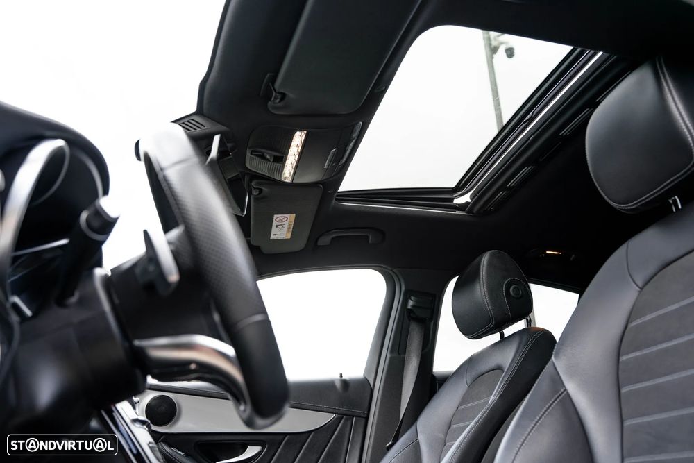 Mercedes-Benz GLC 300 de Coupe 4Matic - 22