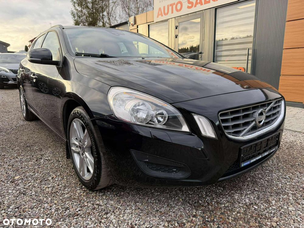 Volvo V60 D3 Geartronic Summum - 6
