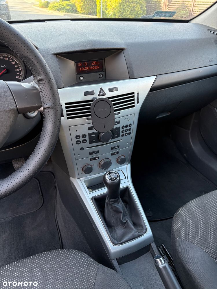 Opel Astra 1.4 - 9