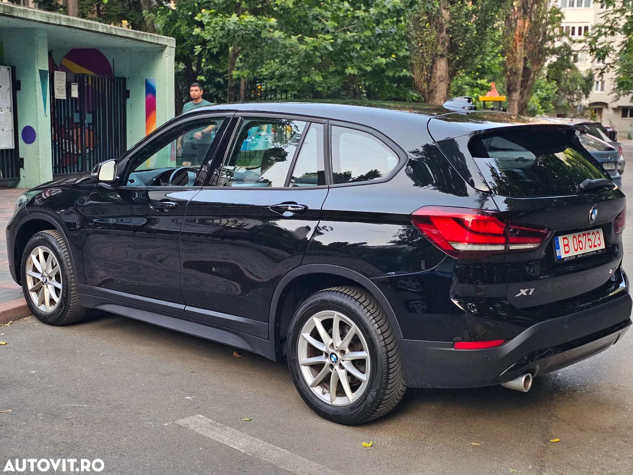 BMW X1 sDrive18i Aut. Advantage - 11