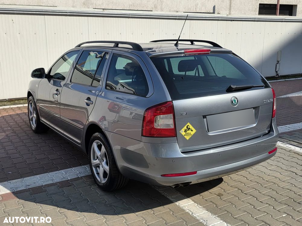 Skoda Octavia Combi 1.4 TSI FAMILY - 6