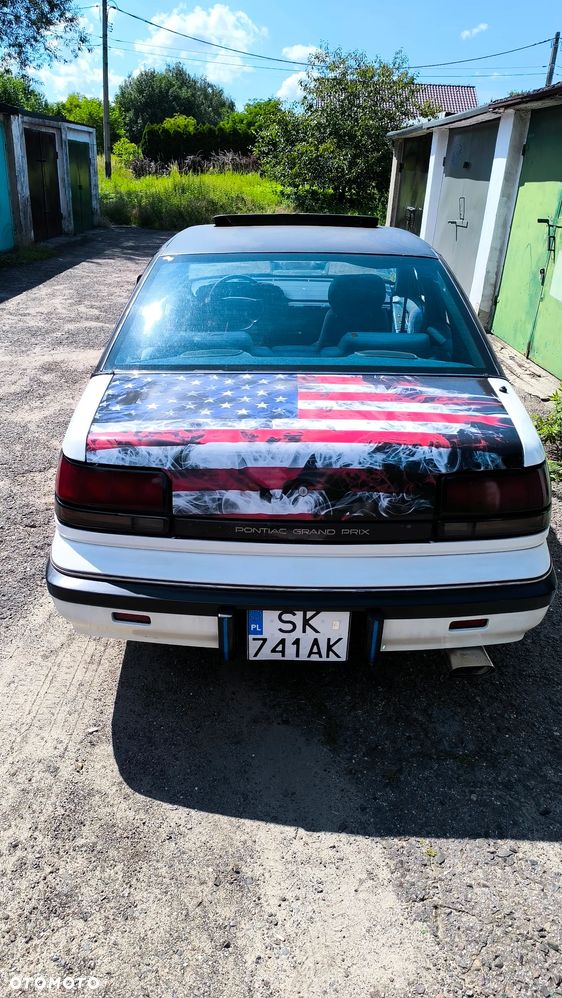Pontiac Grand-Prix - 4