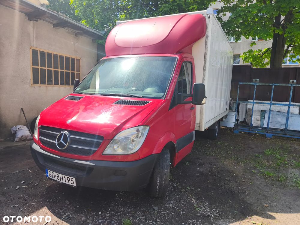 Mercedes-Benz Sprinter - 2