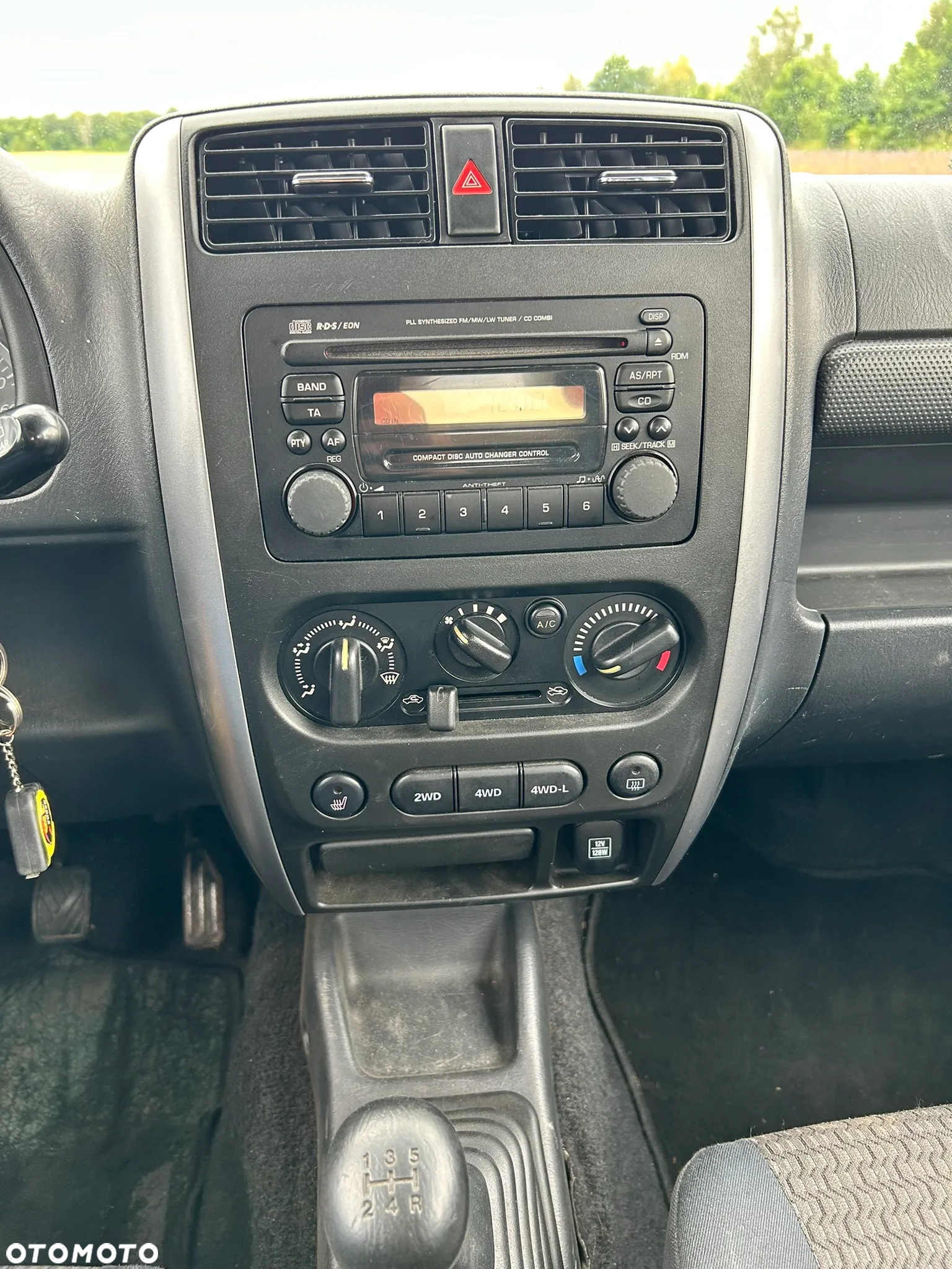 Suzuki Jimny - 12