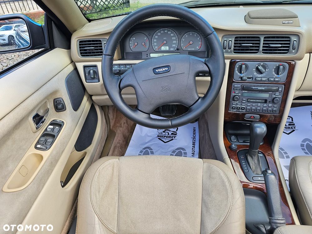 Volvo C70 - 28