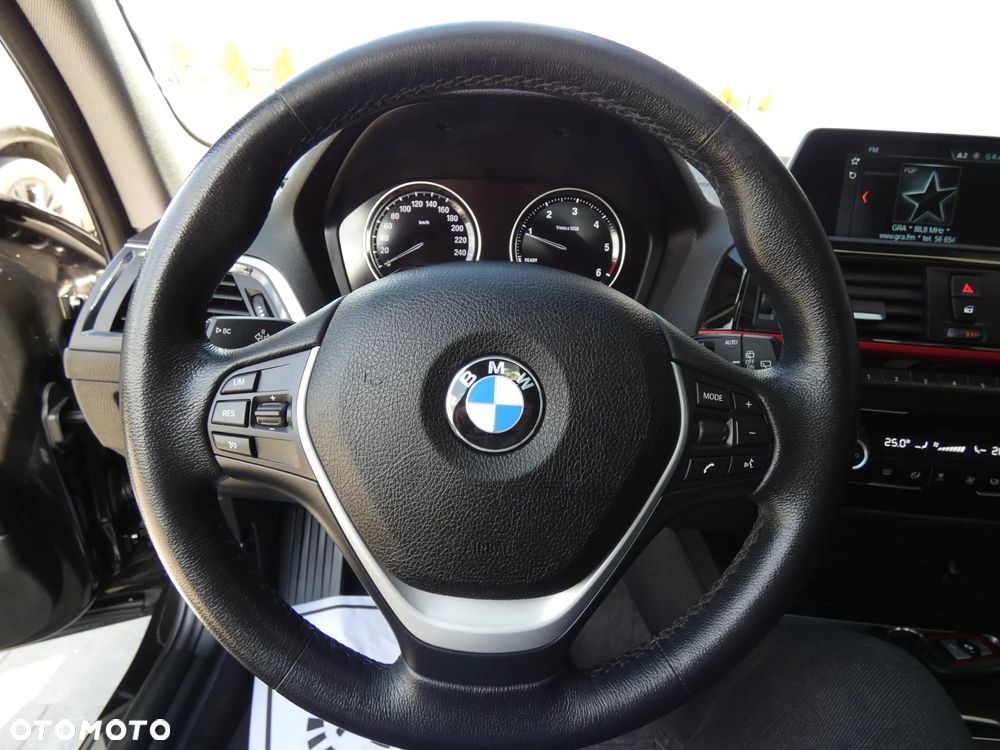 BMW Seria 1 118d Edition Metropolitan - 21