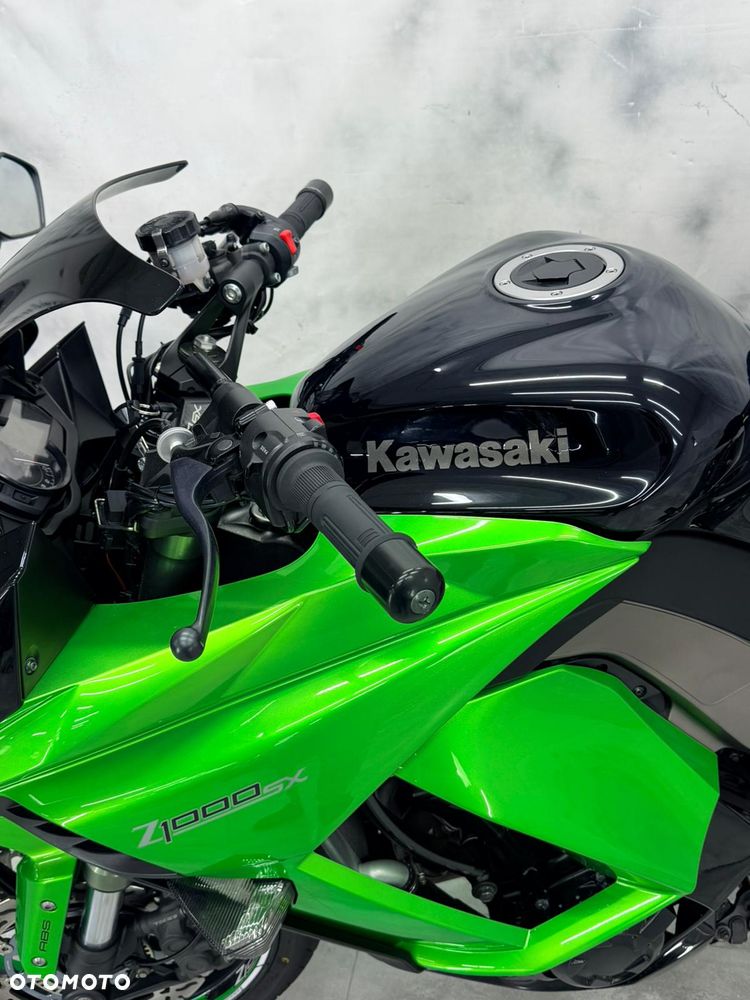 Kawasaki Ninja 1000 SX - 17