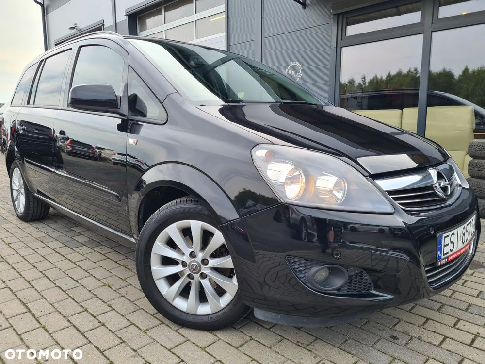 Opel Zafira 1.8 Design Edition - 32