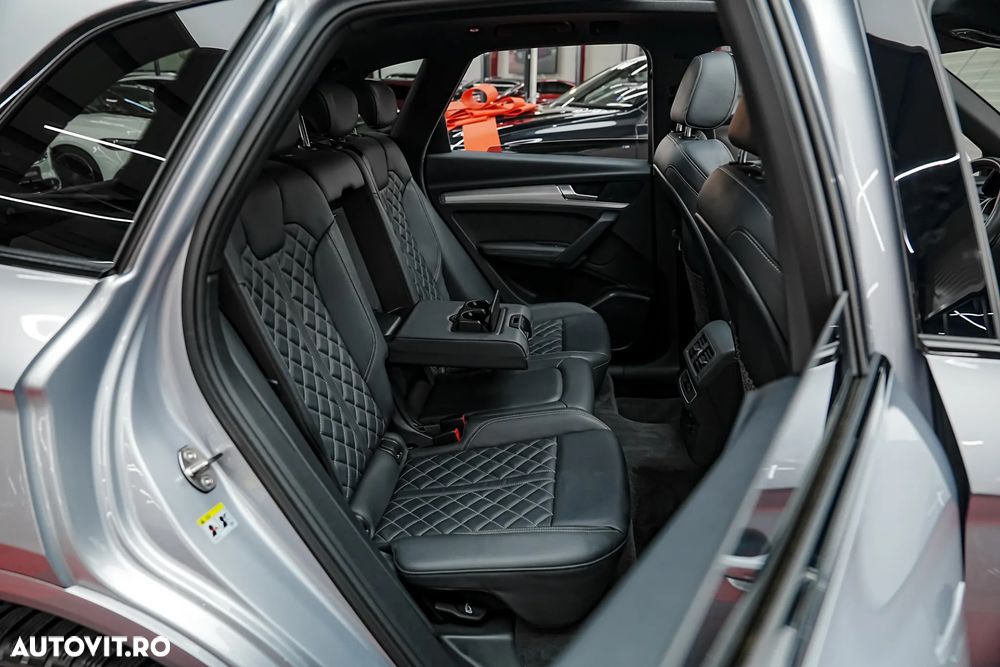 Audi Q5 55 TFSIe quattro S tronic S line - 12