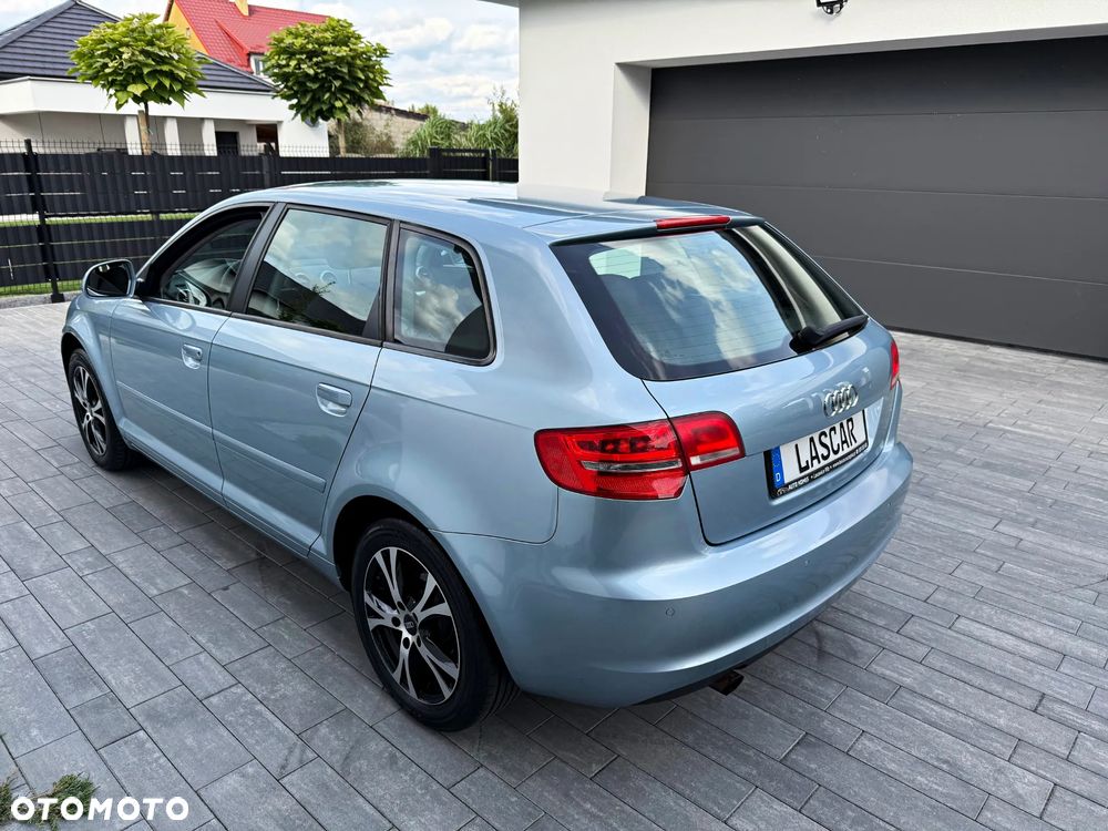 Audi A3 Sportback 1.6 Ambition - 16