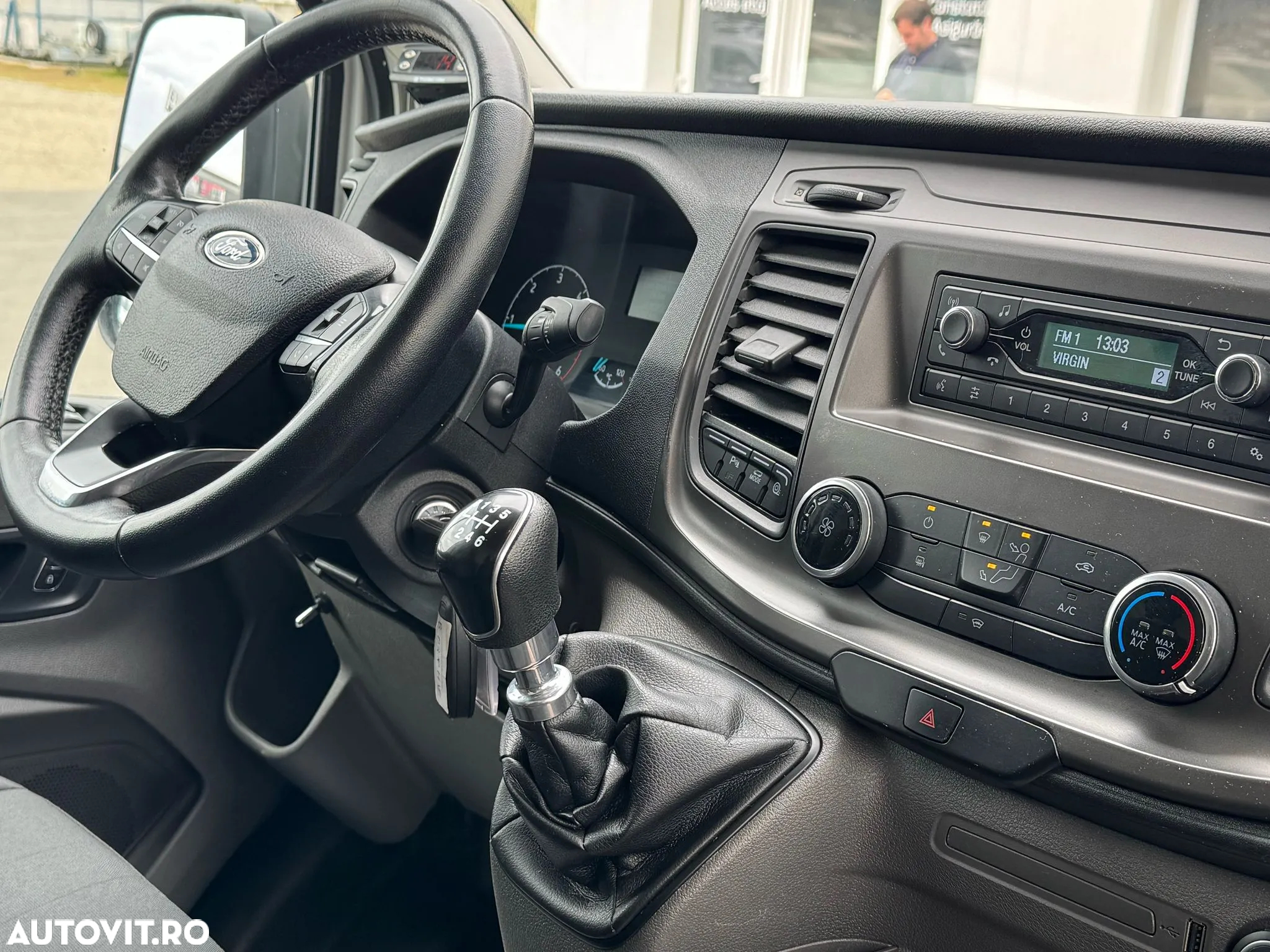 Ford Transit L3H2 - 11