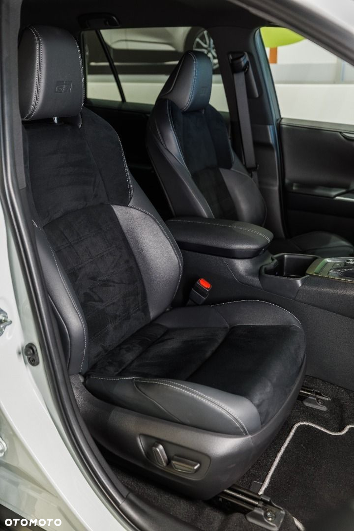 Toyota RAV4 - 15