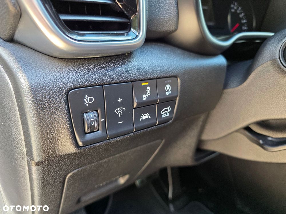 Kia Sportage - 13