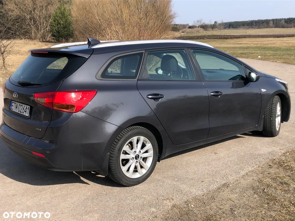 Kia Ceed 1.6 CRDi L - 6