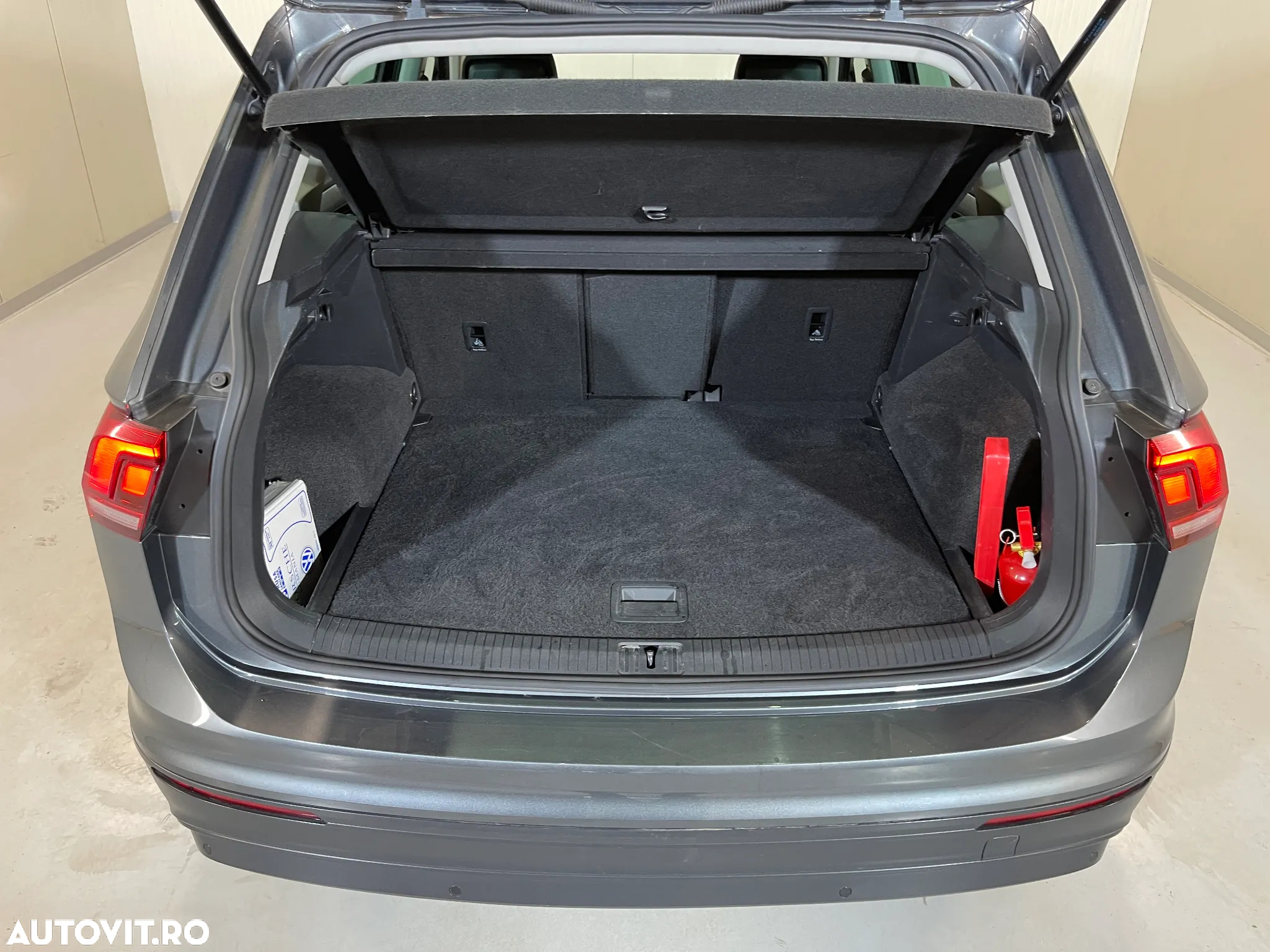 Volkswagen Tiguan 2.0 TDI DPF DSG Comfortline - 12