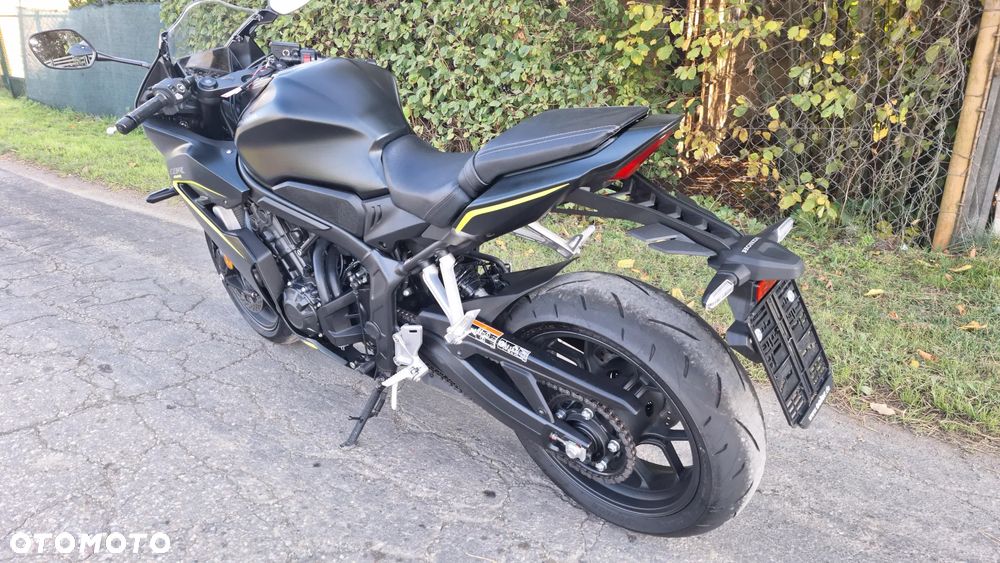 Honda CBR - 38